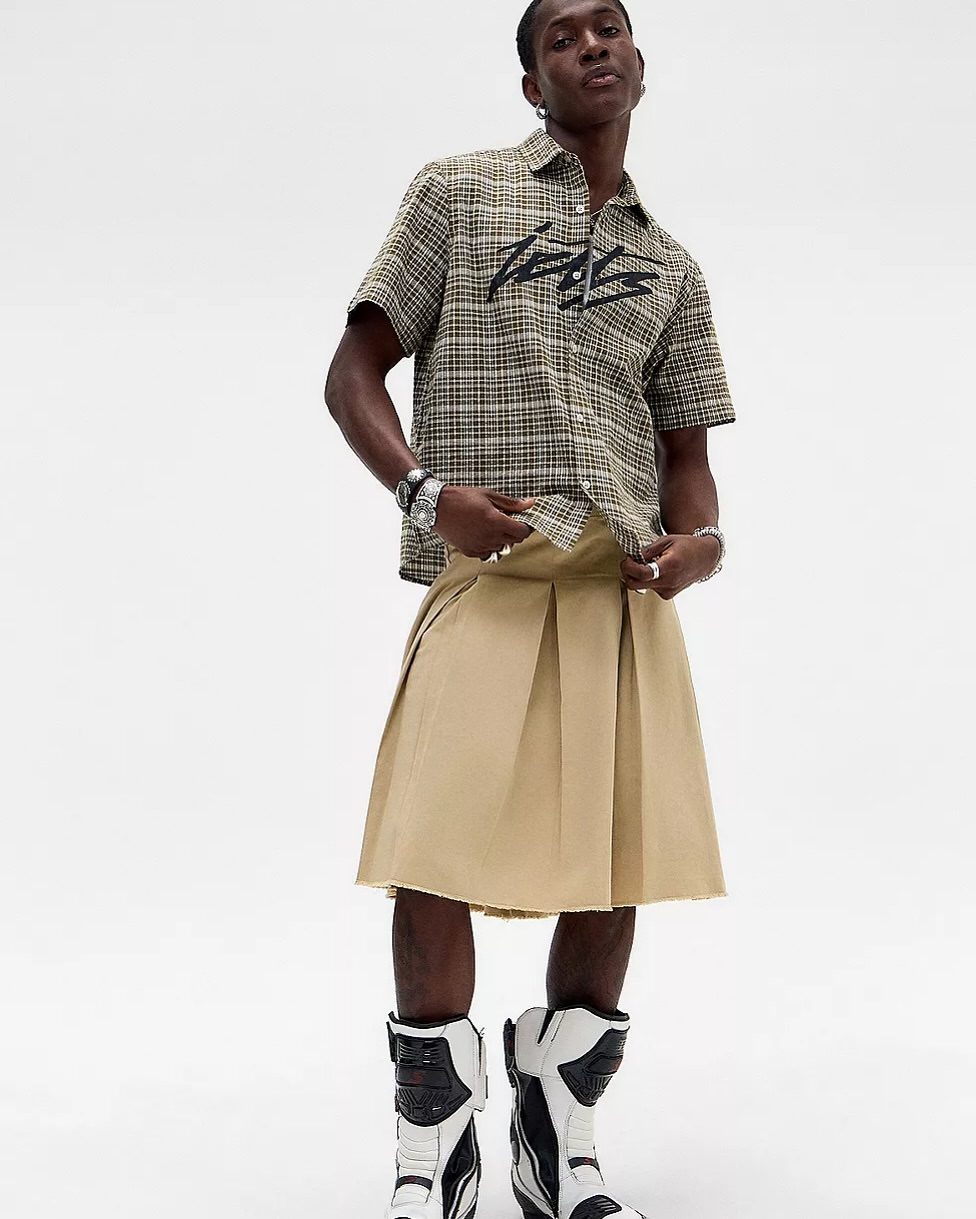 URBAN OUTFITTERS