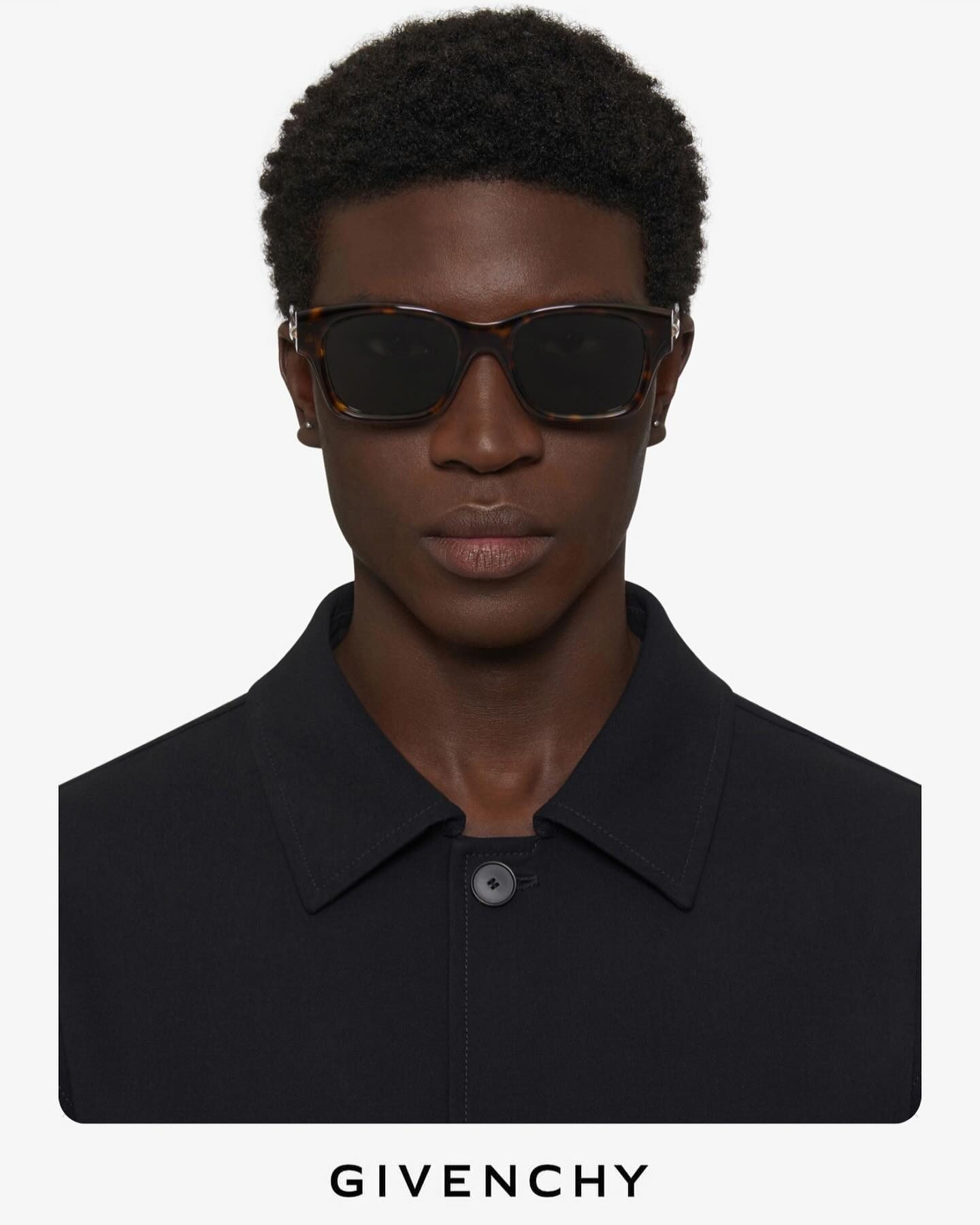 GIVENCHY
